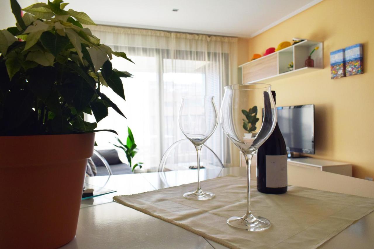 Apartacona-Playa Apartment บาเลนเซีย ภายนอก รูปภาพ